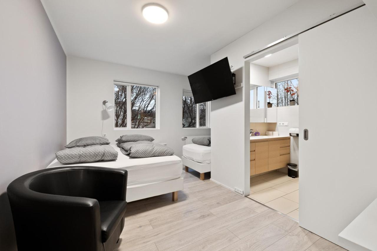 Acco Guesthouse Akureyri Esterno foto