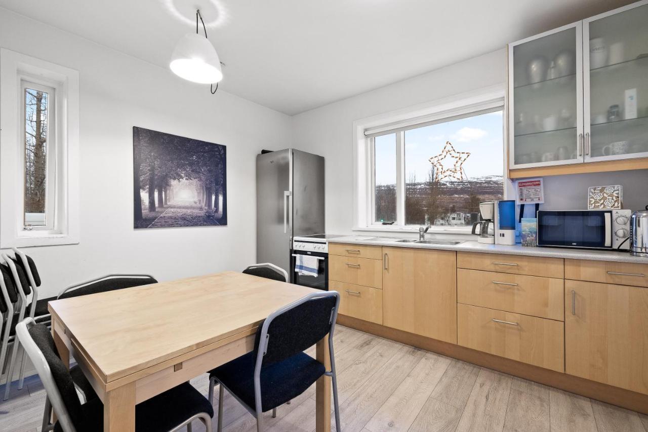 Acco Guesthouse Akureyri Esterno foto
